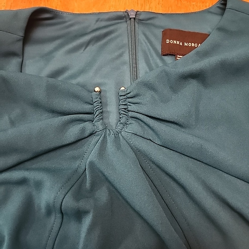 Donna Morgan Teal‎ Blue Keyhole Neck Long Sleeve Crepe Shift Dress Size 18 - Picture 4 of 8